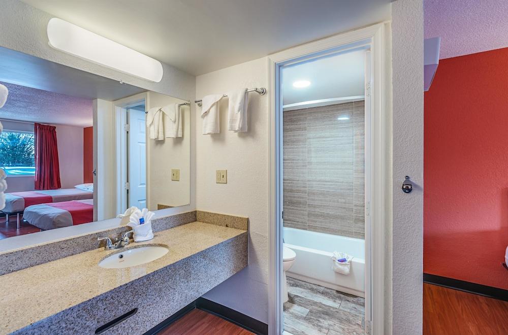Motel 6 Winchester, VA photo 18