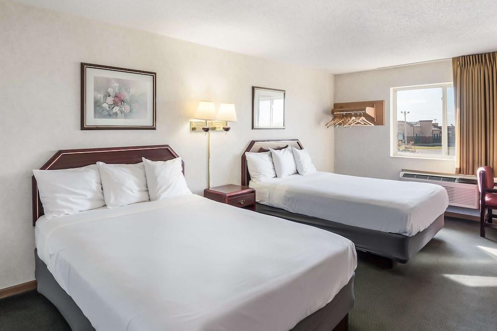 Americas Best Value Inn Wenona photo 13