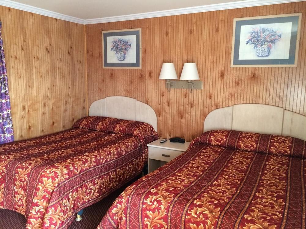 Simpson's Motel photo 15