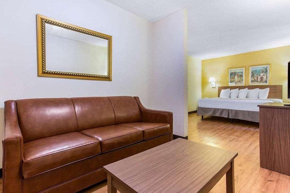 Motel 6 Myrtle Beach, SC photo 6