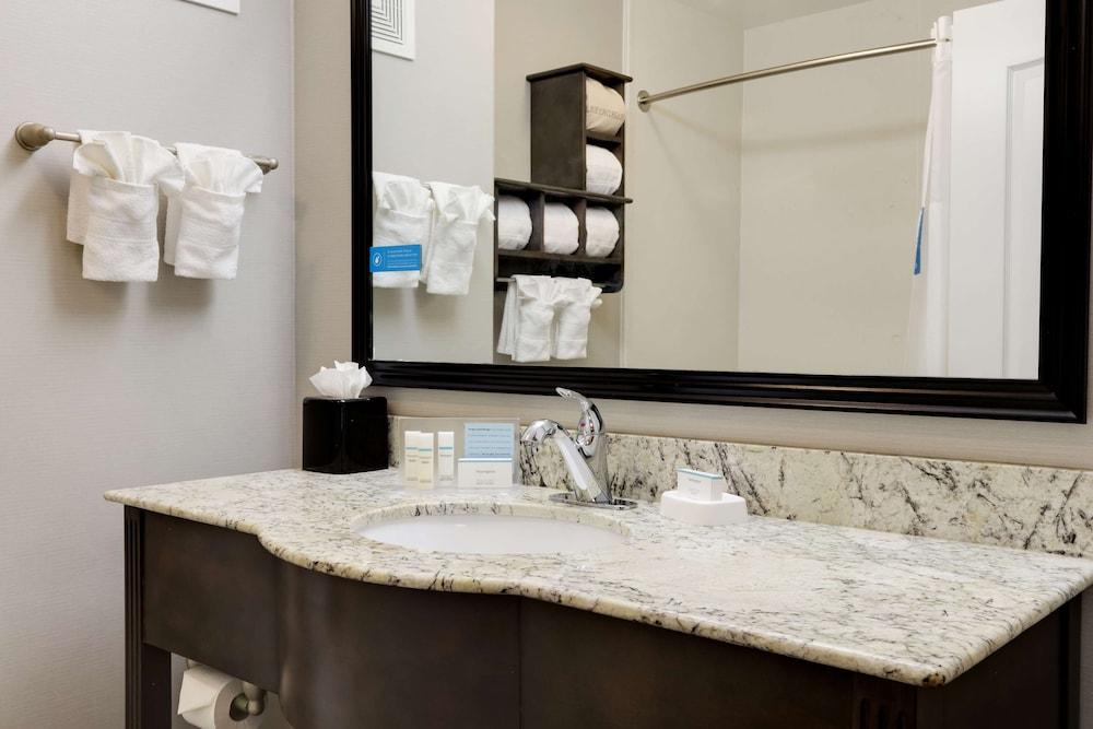 Hampton Inn & Suites Temecula photo 71