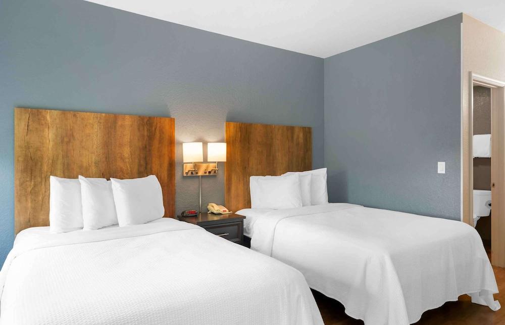 Extended Stay America Premier Suites Ft Lauderdale CypressCk photo 12