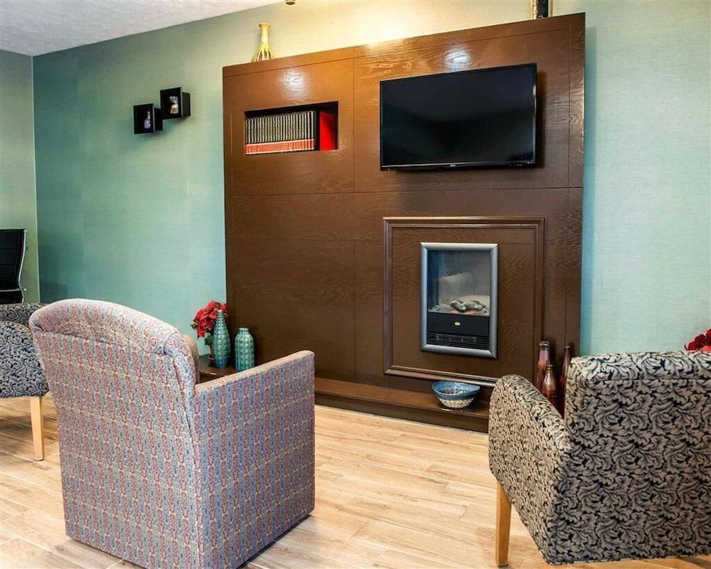 Baymont by Wyndham Richmond I-70 photo 29