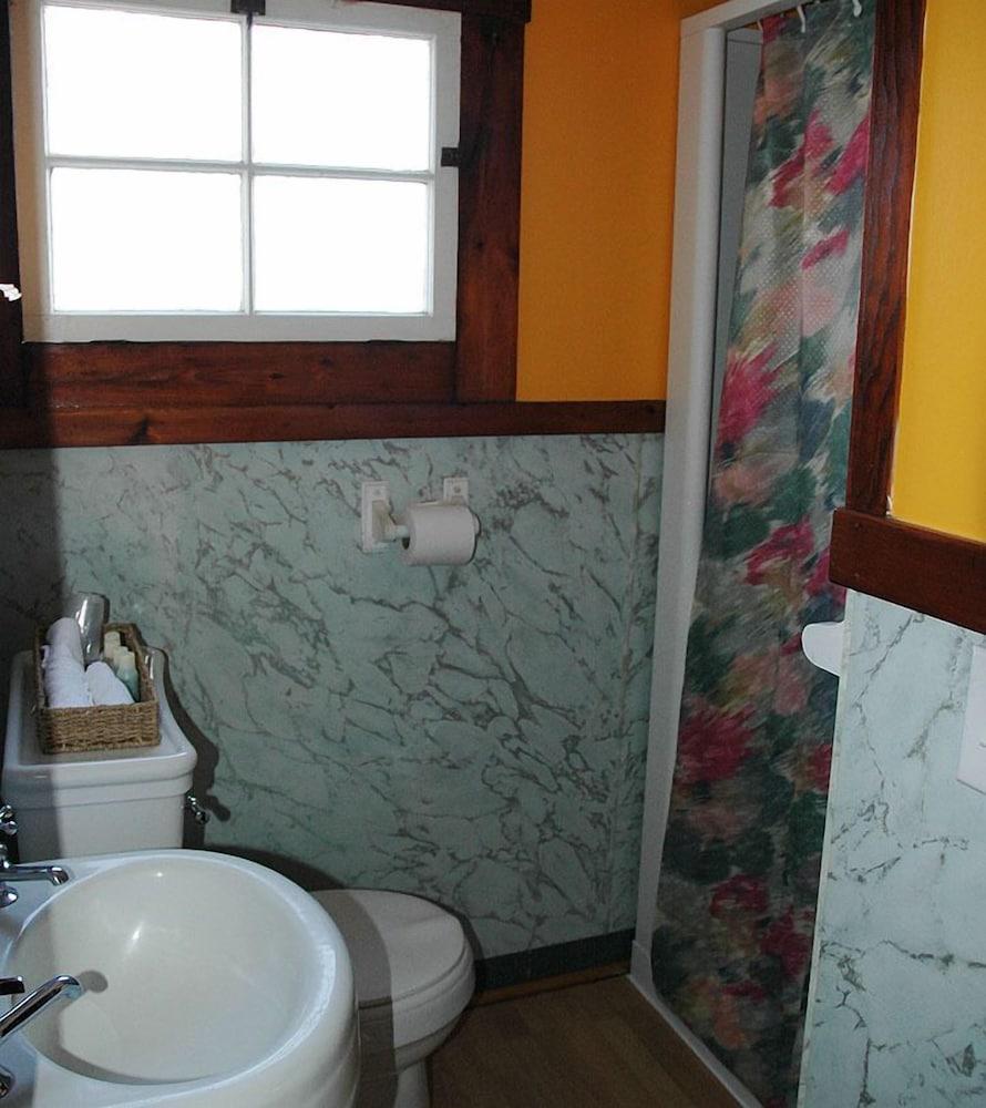 Channel Watefront Cottages photo 83