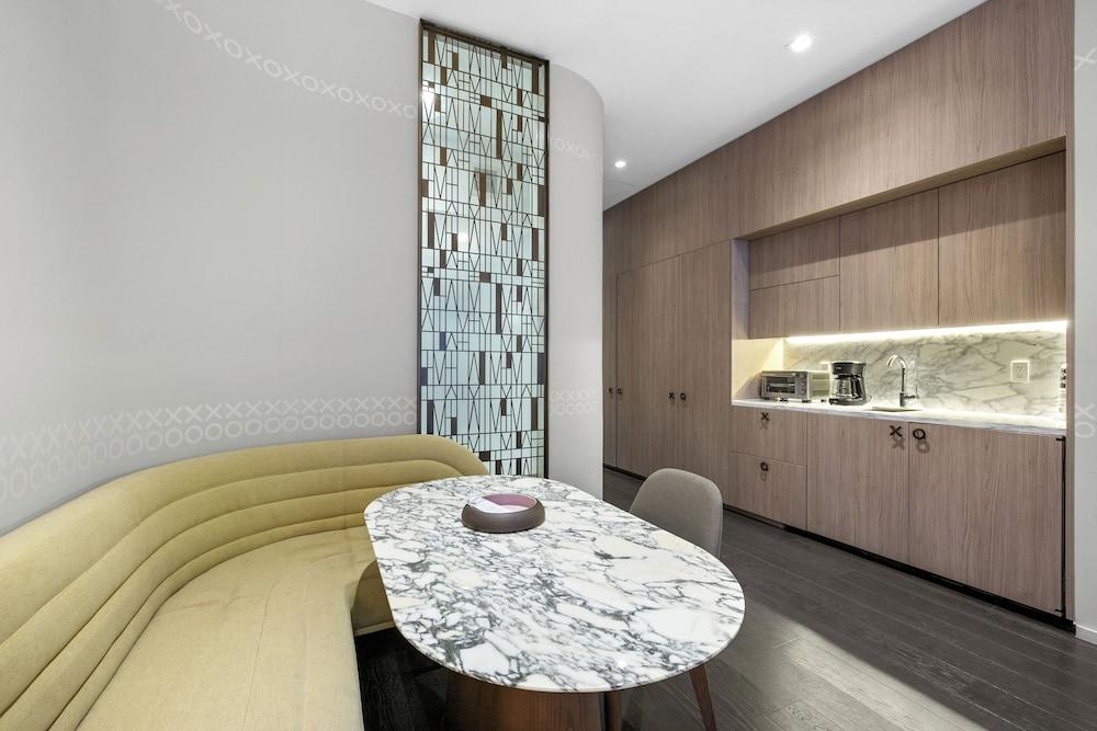 SLS Lux King Suite photo 16