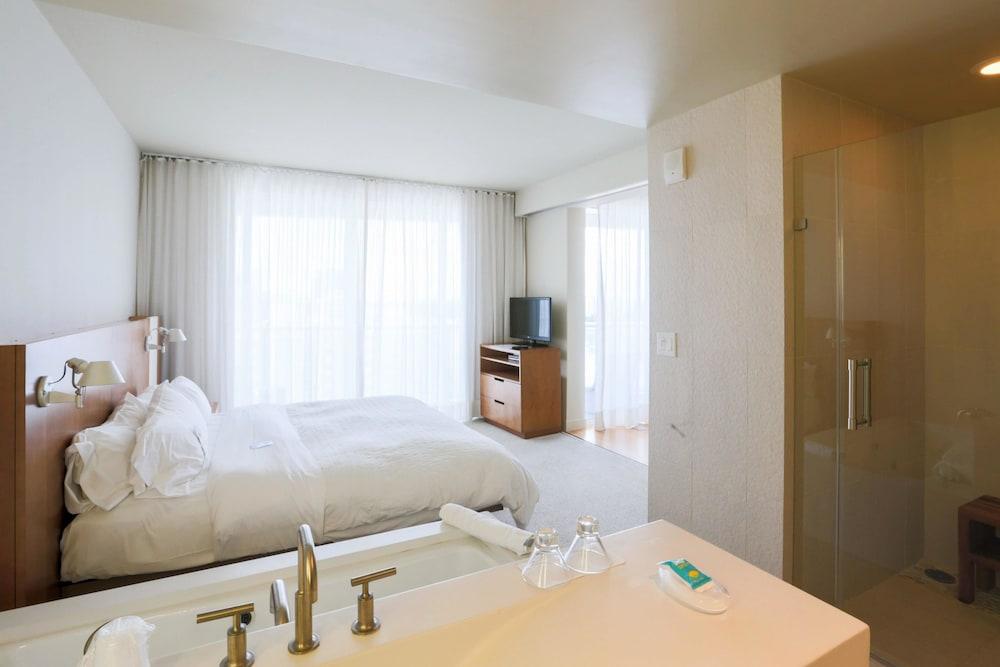 Pelicanstay in W Hotel Ft. Lauderdale photo 3