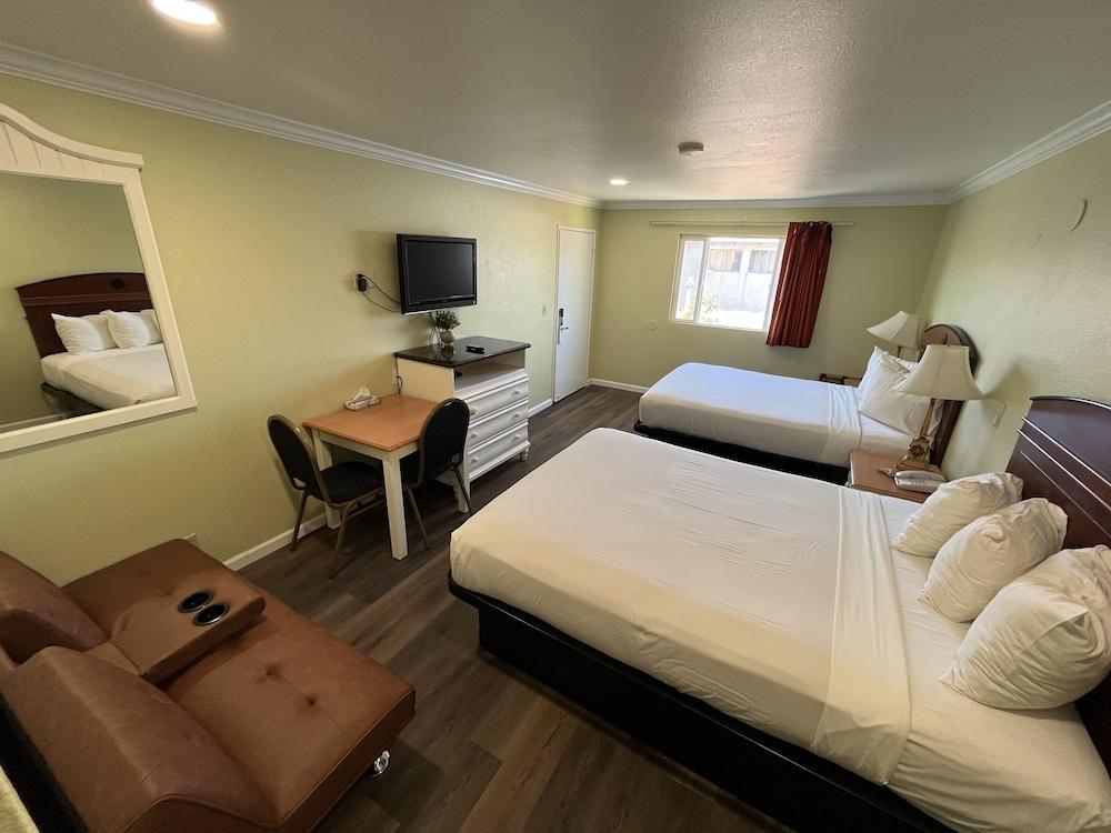 American Inn Grover Beach photo 7