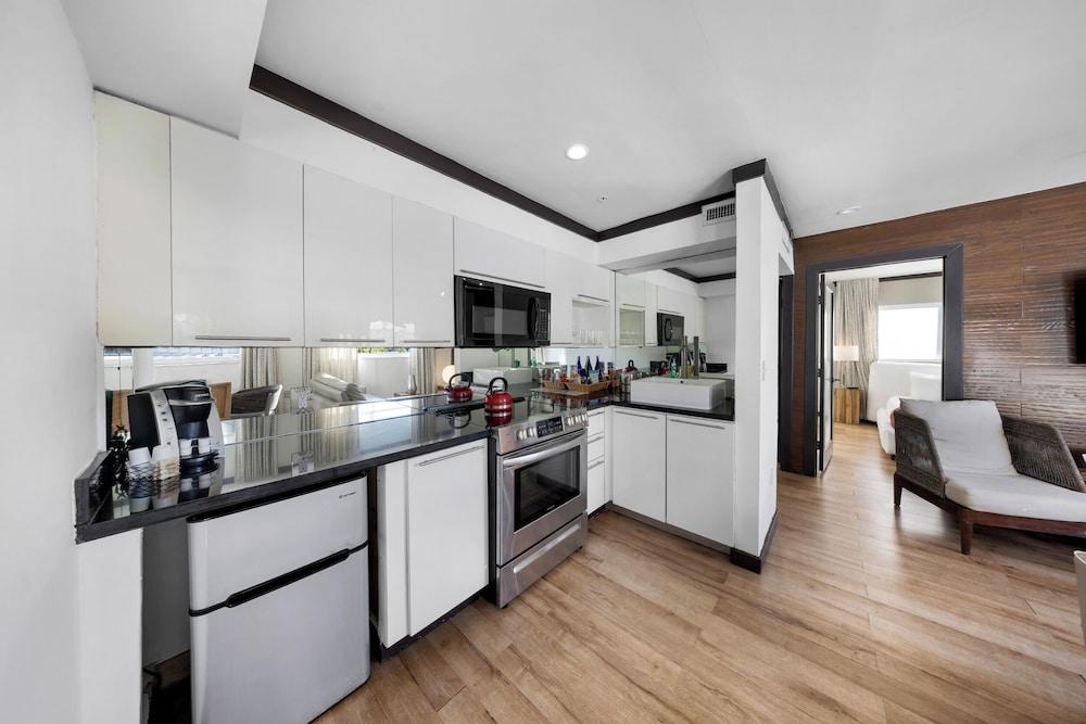 The Shoreline Suites photo 25