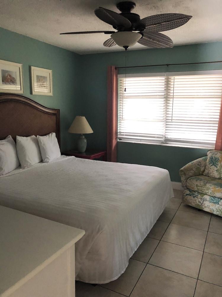 Lido Islander Inn photo 5