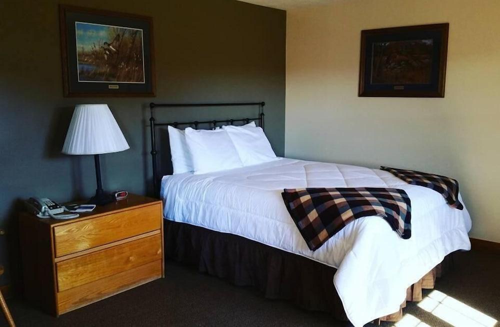 Spillover Motel and Inn photo 36