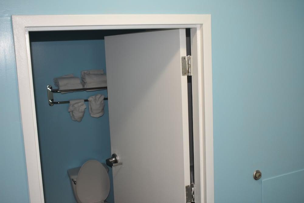 GUEST COTTAGES & SUITES photo 20