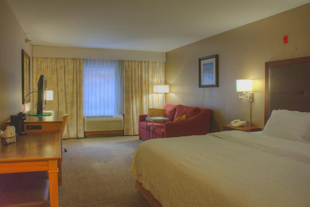 Wingate by Wyndham Steubenville photo 8