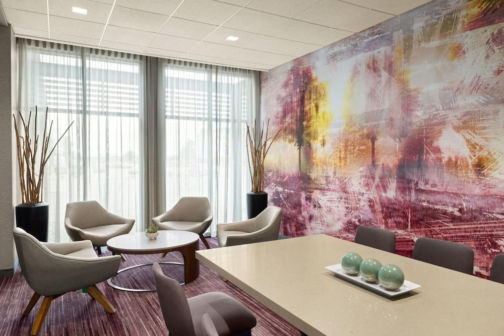 Courtyard by Marriott Omaha East/Council Bluffs, IA photo 4