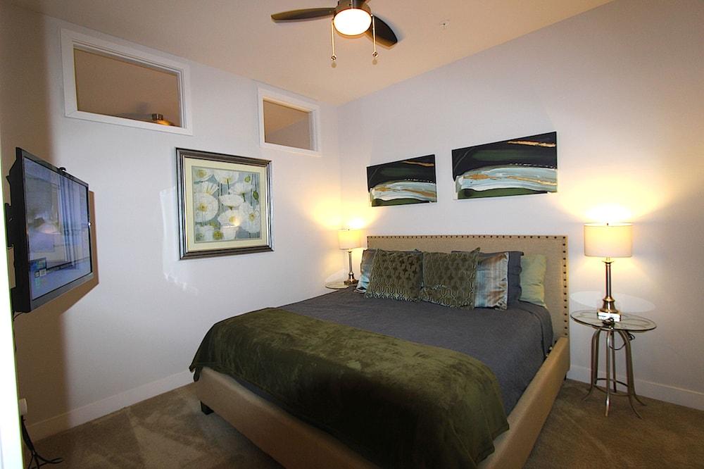 The Stay in Kierland photo 22