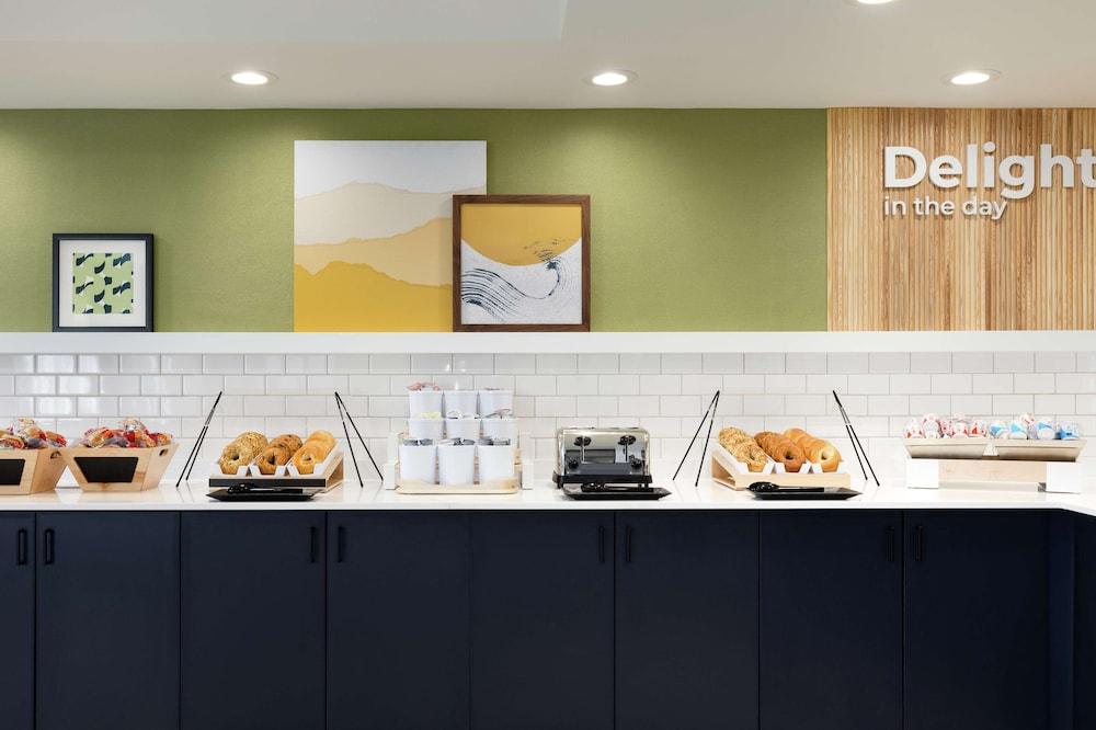 Spark by Hilton Germantown Washington DC North photo 31