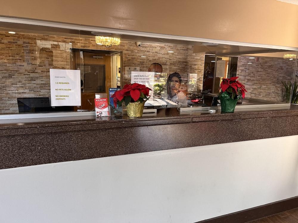 B&B Hotel Orlando International Drive Near Universal - Newly Renovated! photo 7