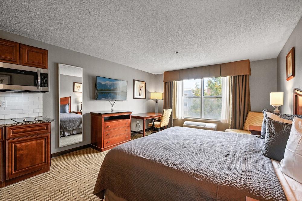 TownSquare Place photo 16
