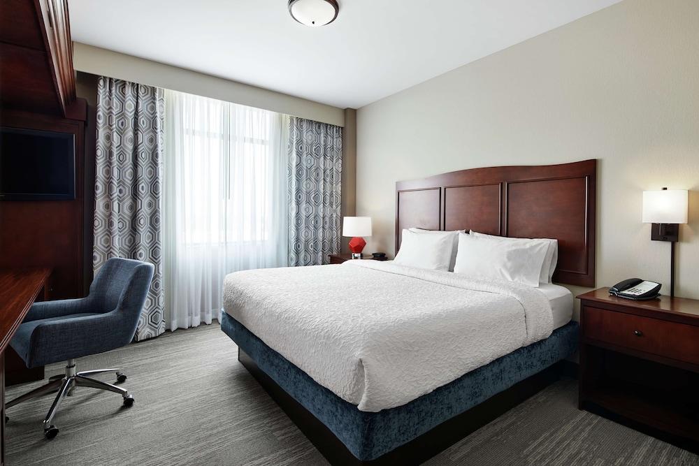 Hampton Inn & Suites Chicago/Mt. Prospect photo 5