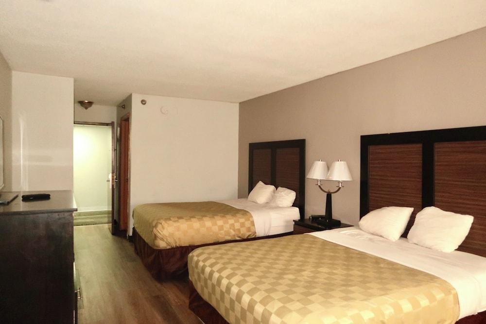 Motel 6 Elkhart, IN photo 15