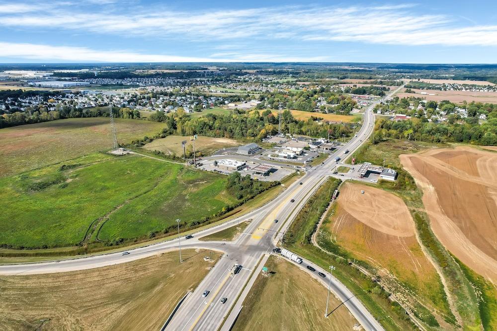 Holmes Suites Inn Columbus Pataskala - I-70 East photo 19