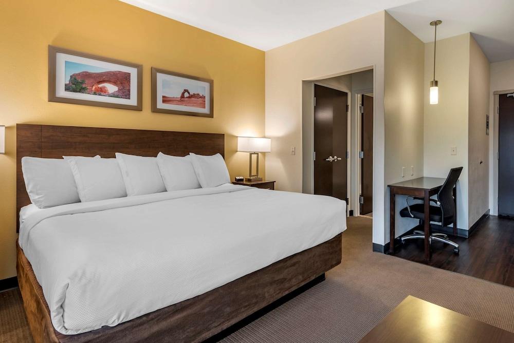 MainStay Suites Moab near Arches National Park photo 17