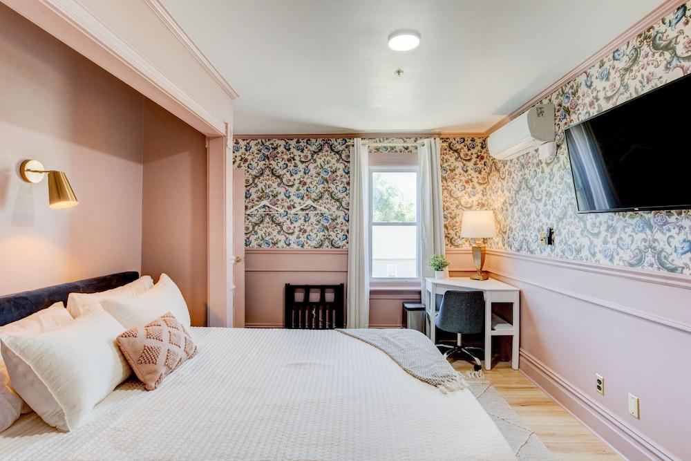 Art City Inn photo 30