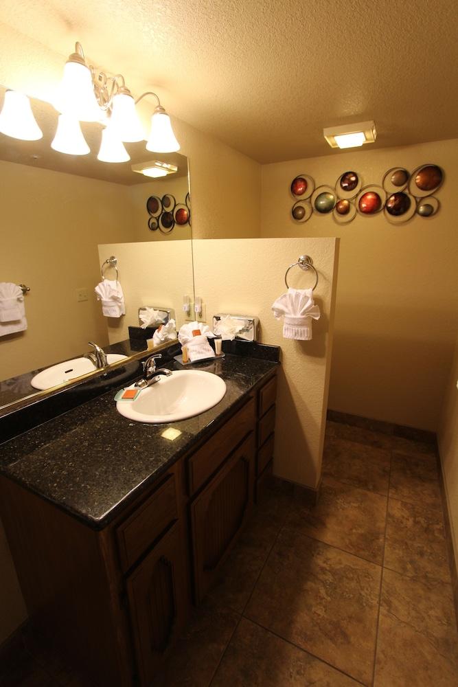 Sedona Springs Resort photo 12