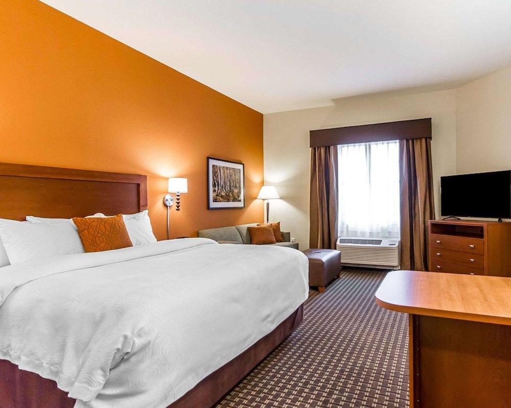 MainStay Suites Stanley photo 39