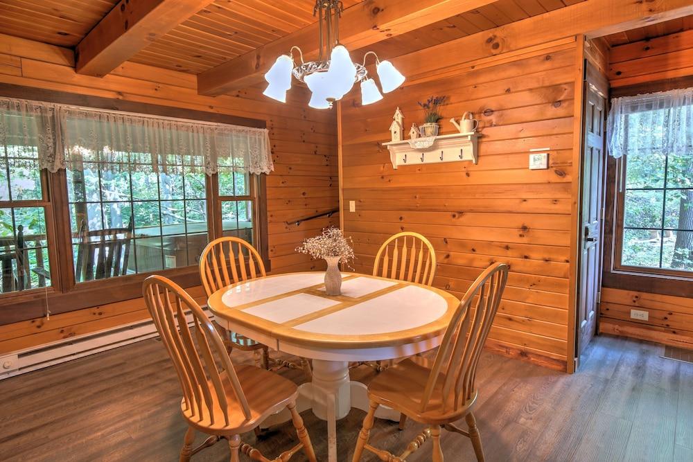 Cricket Hill Lodge & Cabins photo 75