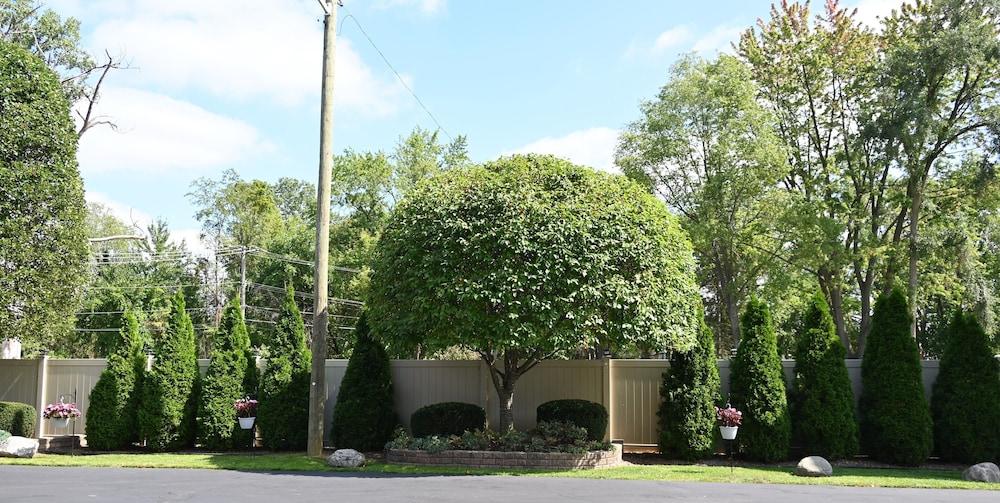 Fellows Creek Lodge photo 33