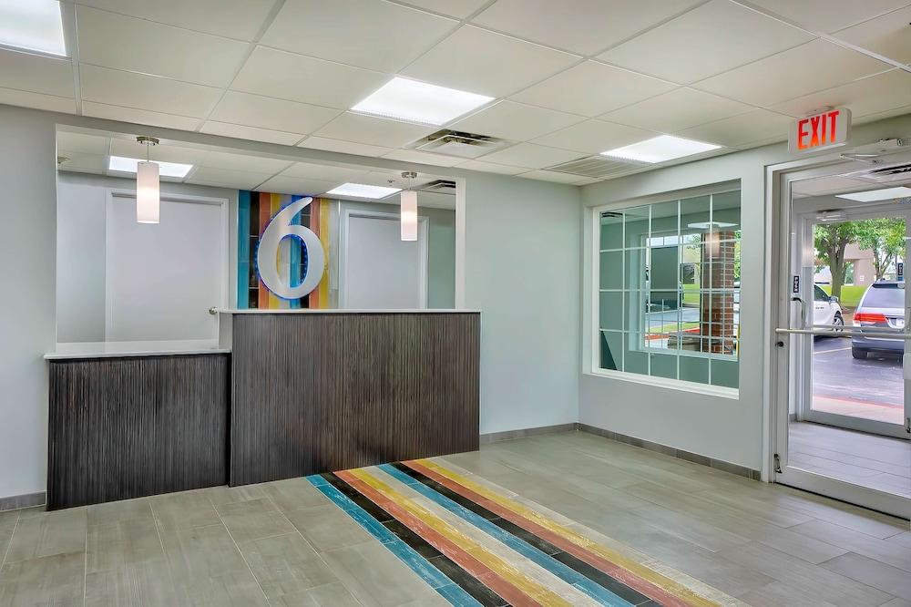 Motel 6 Tulsa, OK - CENTRAL photo 17