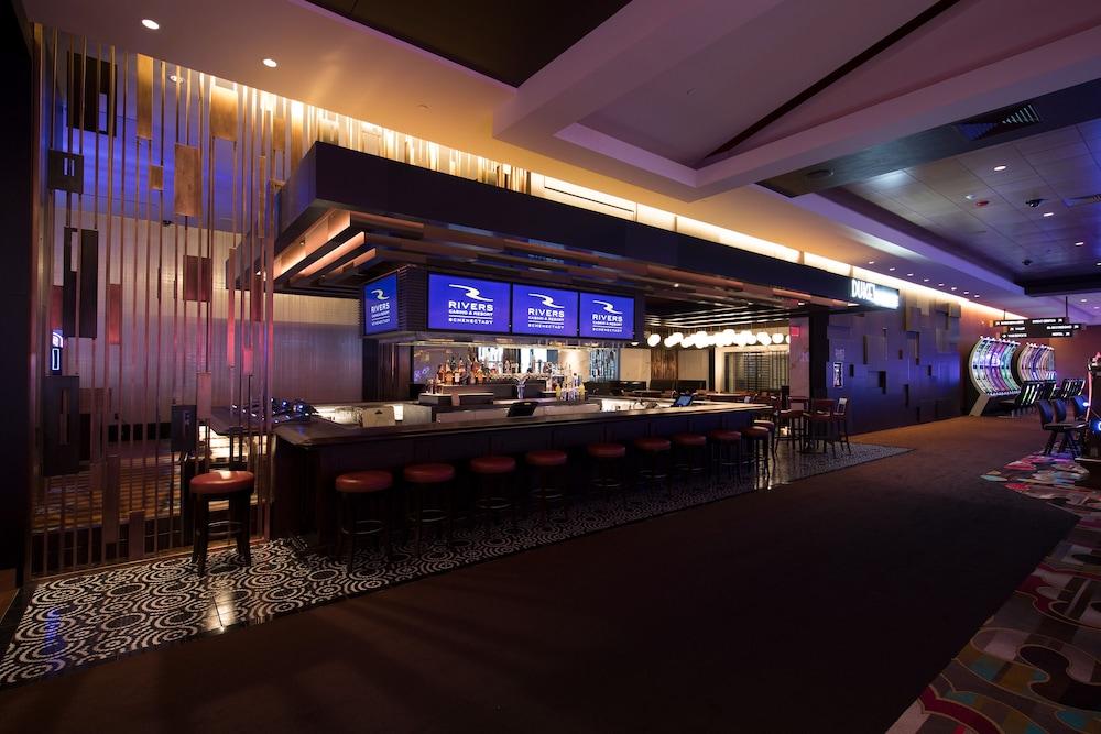 The Landing Hotel at Rivers Casino & Resort photo 42