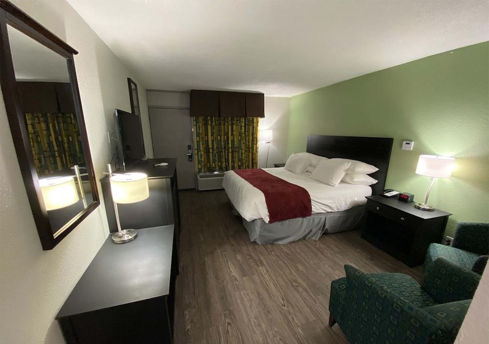 Lx Hotel, Powered by ACW Circle photo 69
