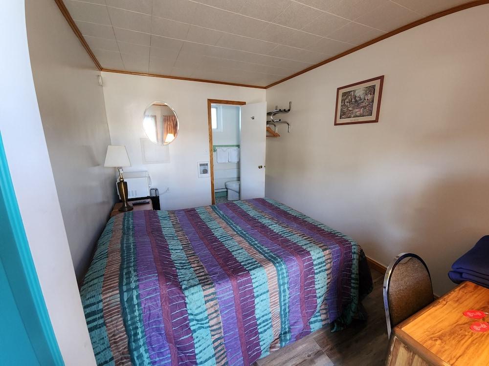 Riviera Motel Erie photo 9