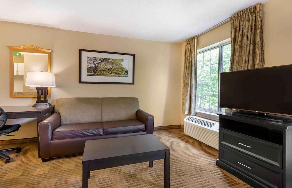 Extended Stay America Suites DC Alexandria Eisenhower Ave photo 25