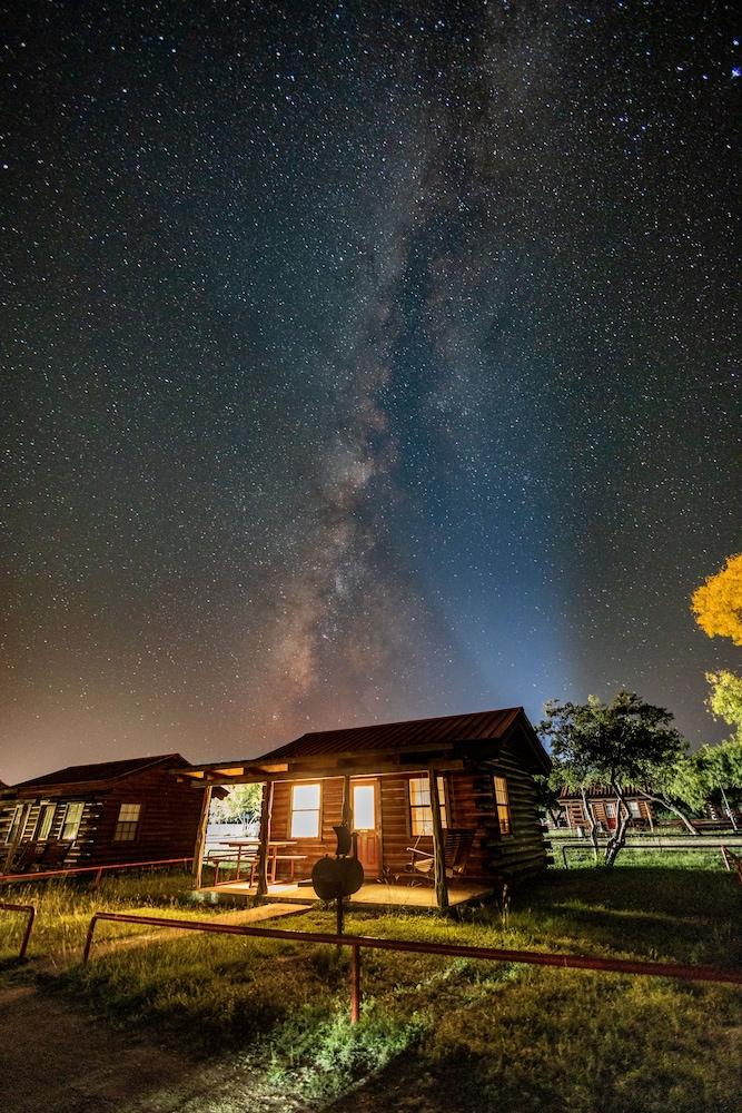 Nueces River RV & Cabin Resort photo 6