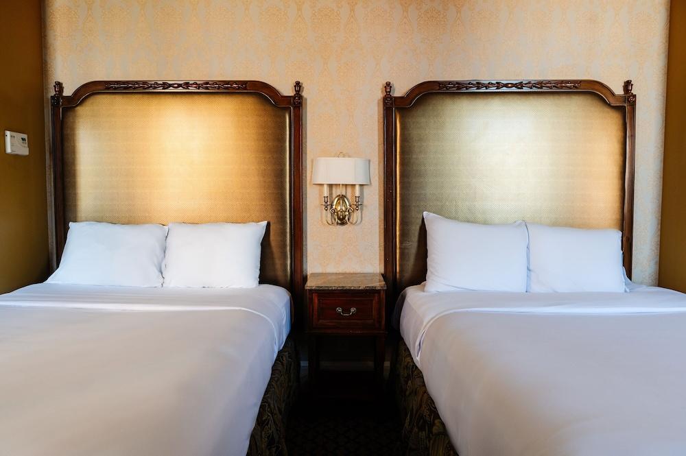 The Lafayette New Orleans By Kasa Living photo 9