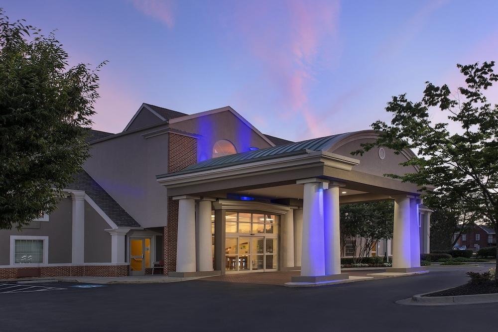 Holiday Inn Express & Suites Annapolis by IHG photo 1