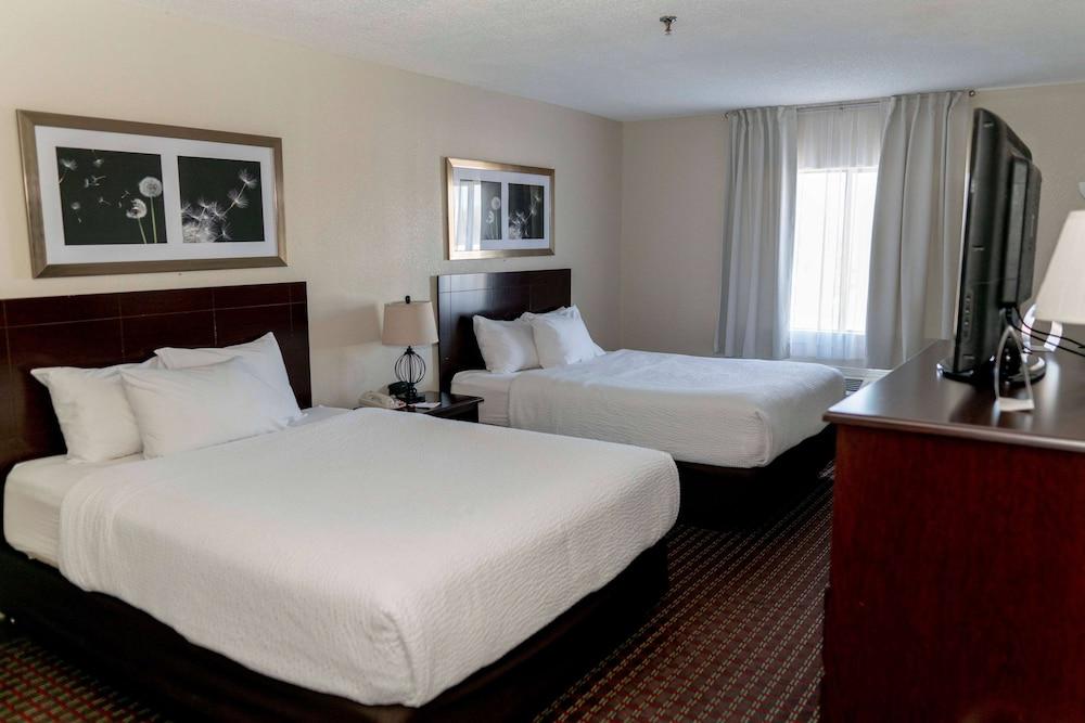 Ramada by Wyndham Tell City photo 17