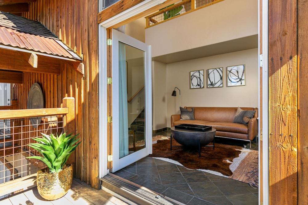 Chalet View Lodge photo 16