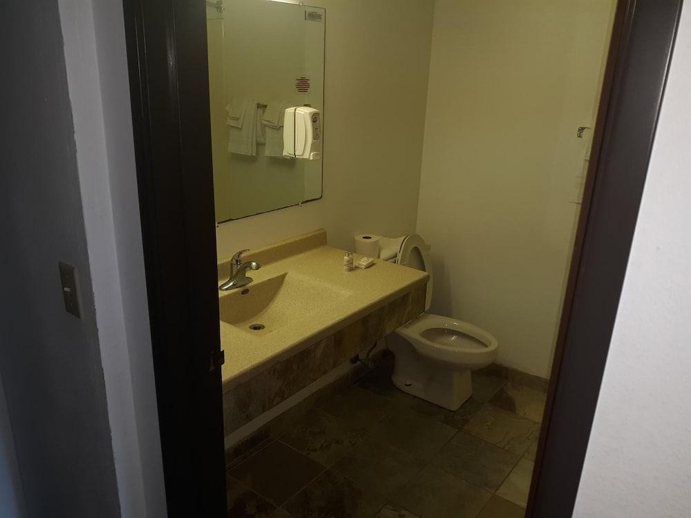 Guest Lodge photo 35
