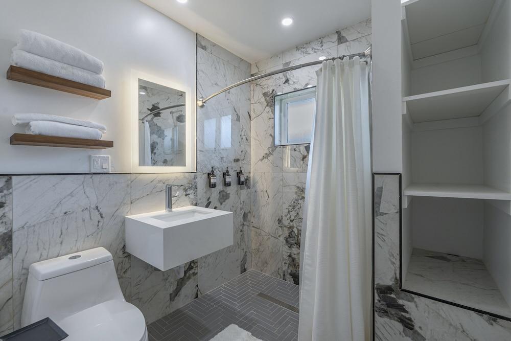 Ash & Ko Boutique Lodging photo 46