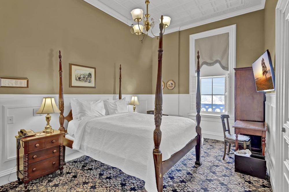 St James Hotel, a Historic Hotel of America photo 74