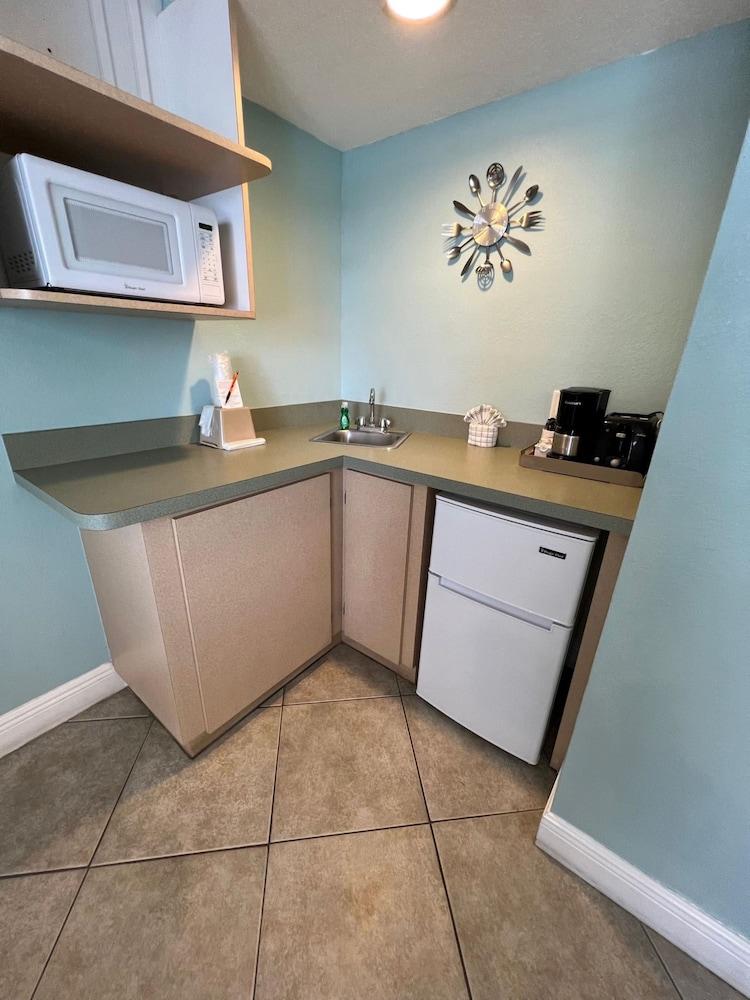 Pelican Pointe Clearwater Beach Hotel photo 32