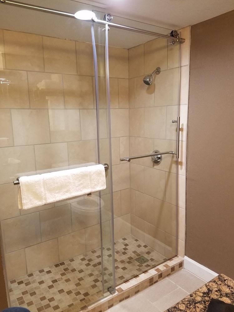 Clarion Inn Belle Vernon photo 24