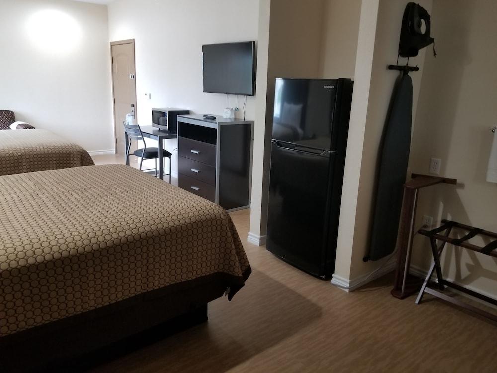 Scottish Inns & Suites photo 3