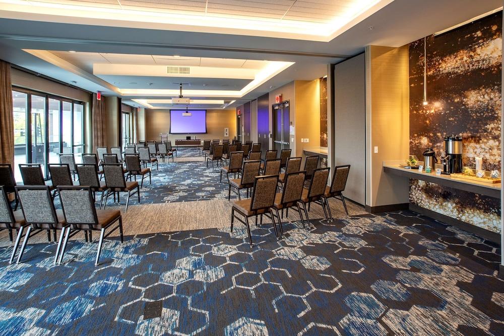 Hilton Garden Inn Redmond Seattle photo 46