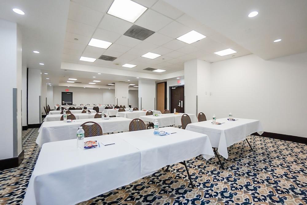 Harmony Suites photo 38