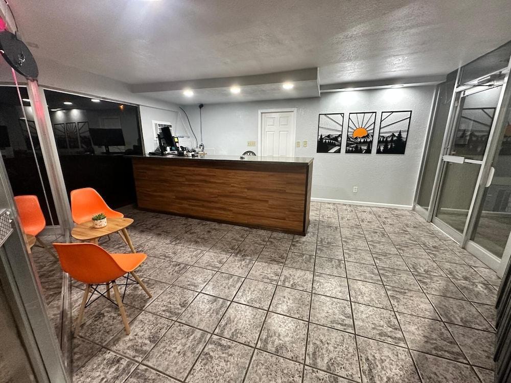 Canyon Inn Motel photo 24