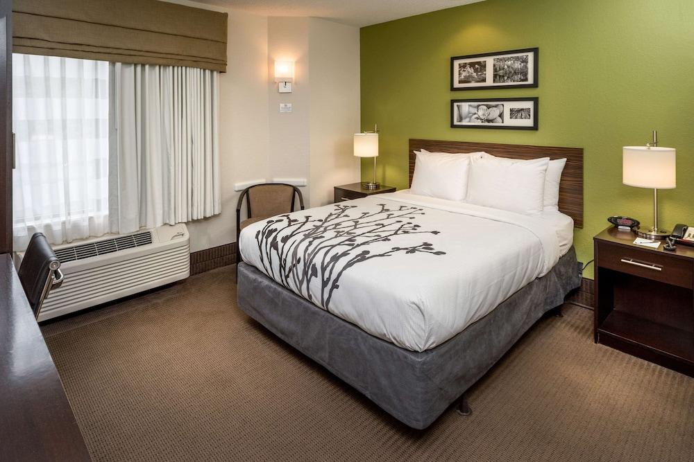 Sleep Inn Charleston North photo 12